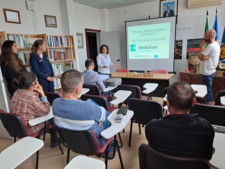 Sess&atilde;o de Esclarecimento sobre a dete&ccedil;&atilde;o e combate &agrave; vespa velutina